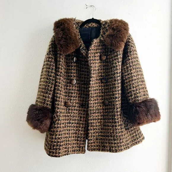 VINTAGE 1950's Mid Century Mink Trimmed Wool Bouclé Double Breasted Swing Coat - Picture 3 of 10